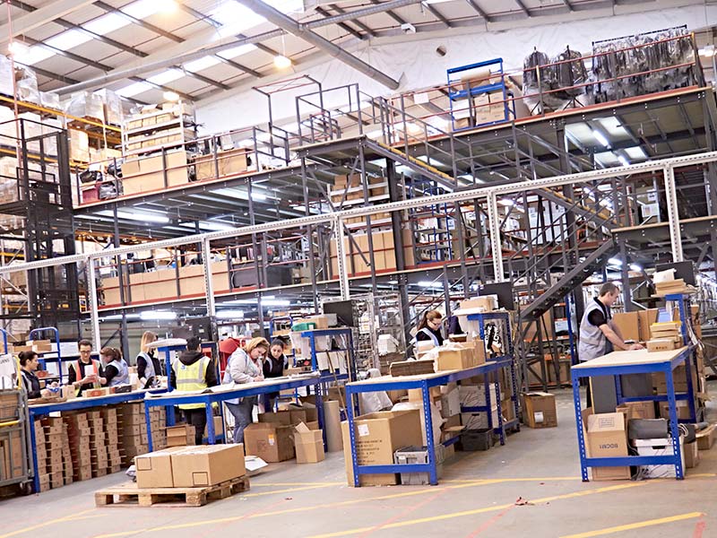 Centro Omnicanal Milton Keynes de SEKO Logistics